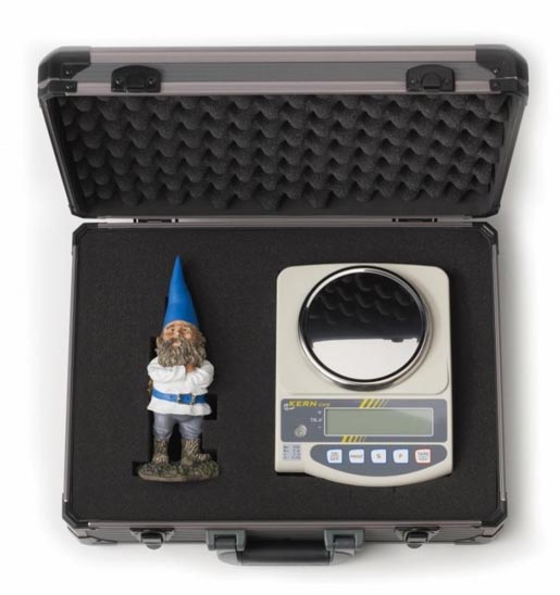 KERN the gnome in a case with his digital scale
